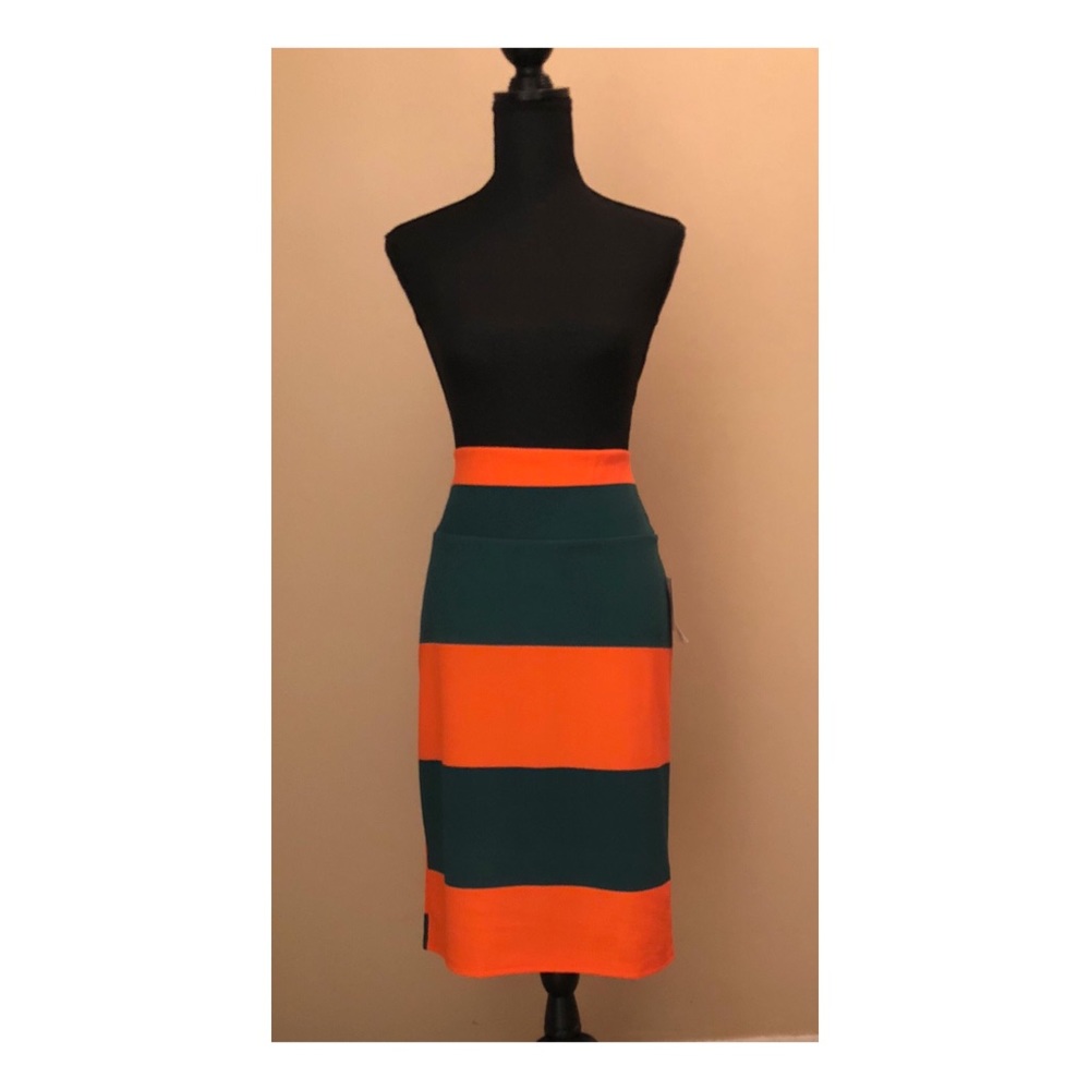 LulaRoe Cassie Skirt Striped Size Large Stretch - Picture 4 of 10